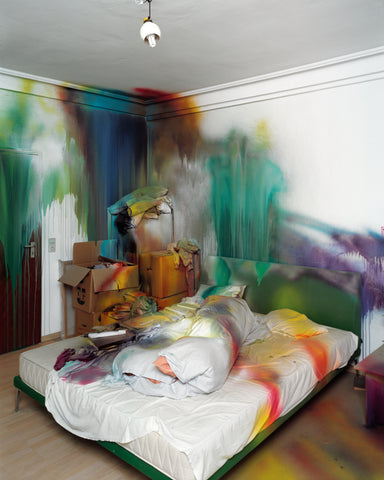 Katharina Grosse, Untitled, 2004, acrylic on wall, floor, and various objects, approx. 110 × 177 × 158 in (280 × 450 × 400 cm), Düsseldorf.